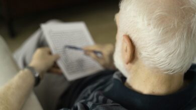 Dicas para estabelecer uma rotina que ajude o paciente com Alzheimer