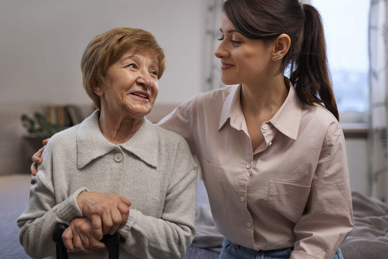 Cuidando com empatia: com lidar com comportamentos repetitivos em pacientes com Alzheimer