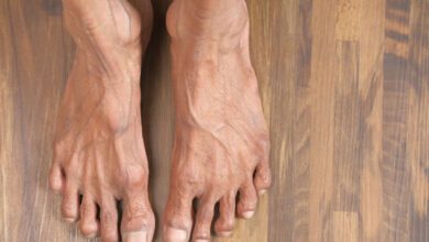 Cuidados essenciais a ter com os pés dos idosos